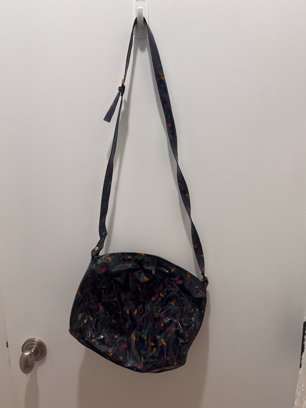 Bottega Veneta Navy Vinyl-Coated 70s Butterfly Shoulder/Crossbody Bag - Picture 2 of 5